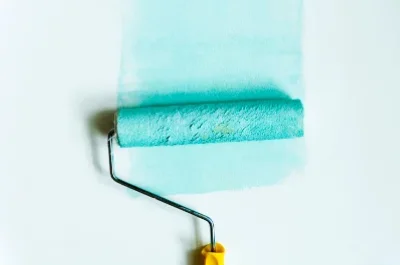Peinture intérieure à Grâce-Uzel — murs, plafonds et boiseries